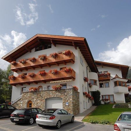 Apart Hotel Garni Kofler Fiss Ngoại thất bức ảnh